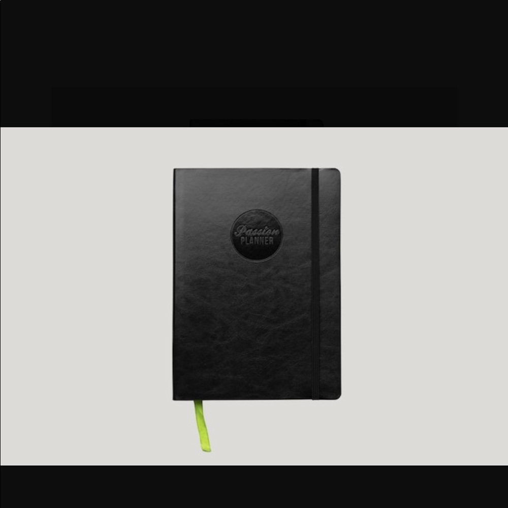 Passion Planner Elite Black